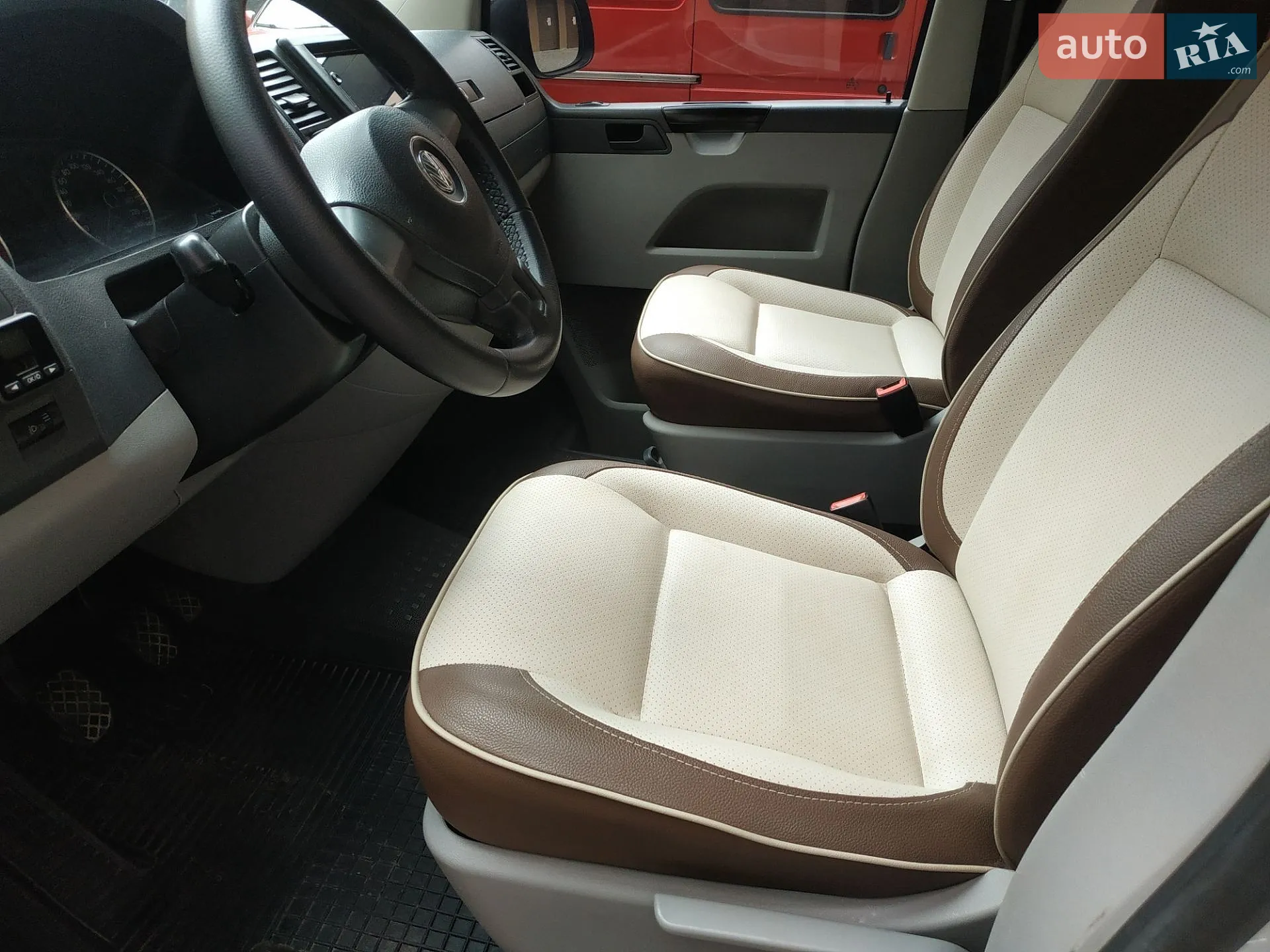 2011 Volkswagen Transporter - мініатюра 16