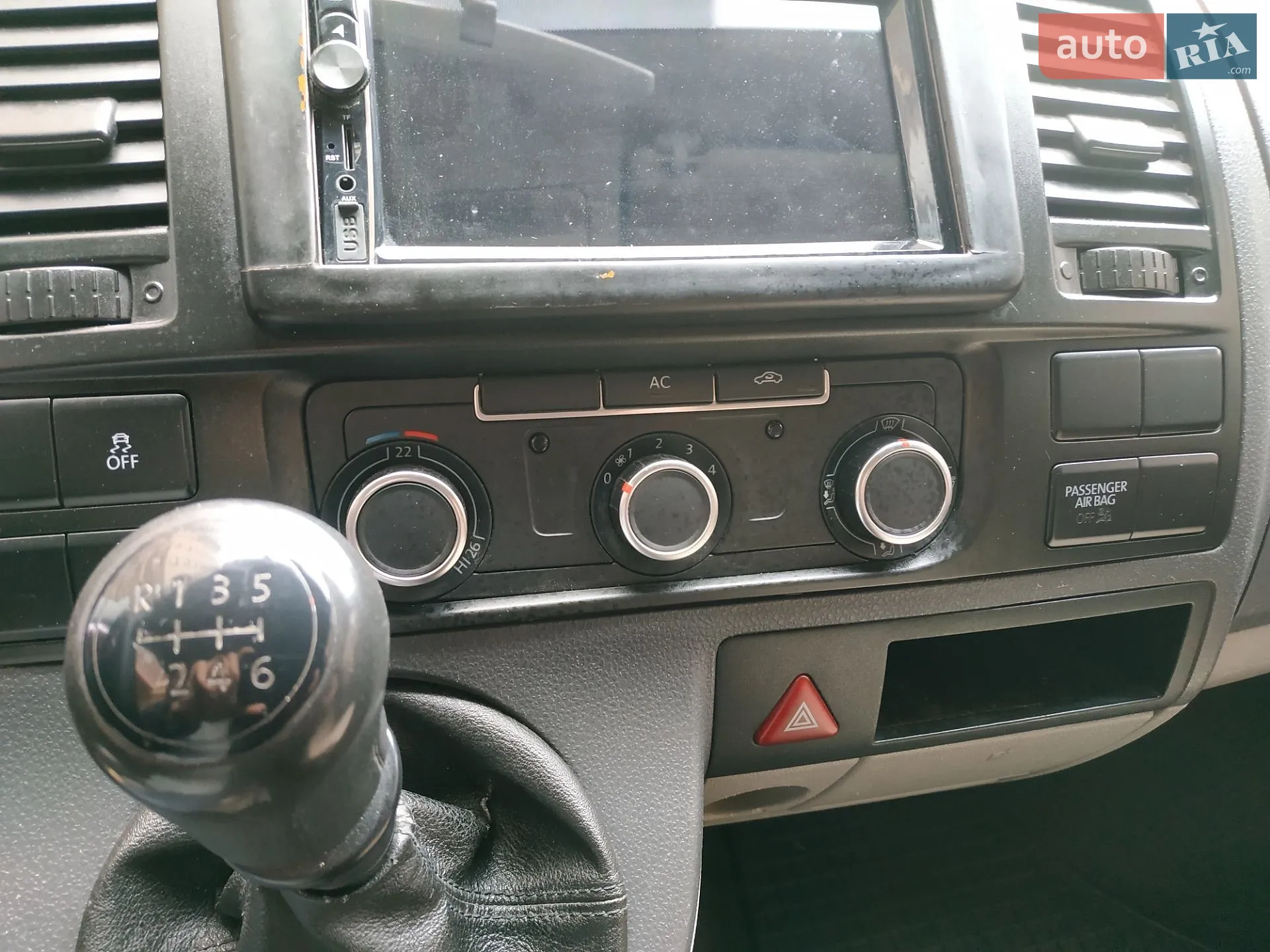 2011 Volkswagen Transporter - мініатюра 17