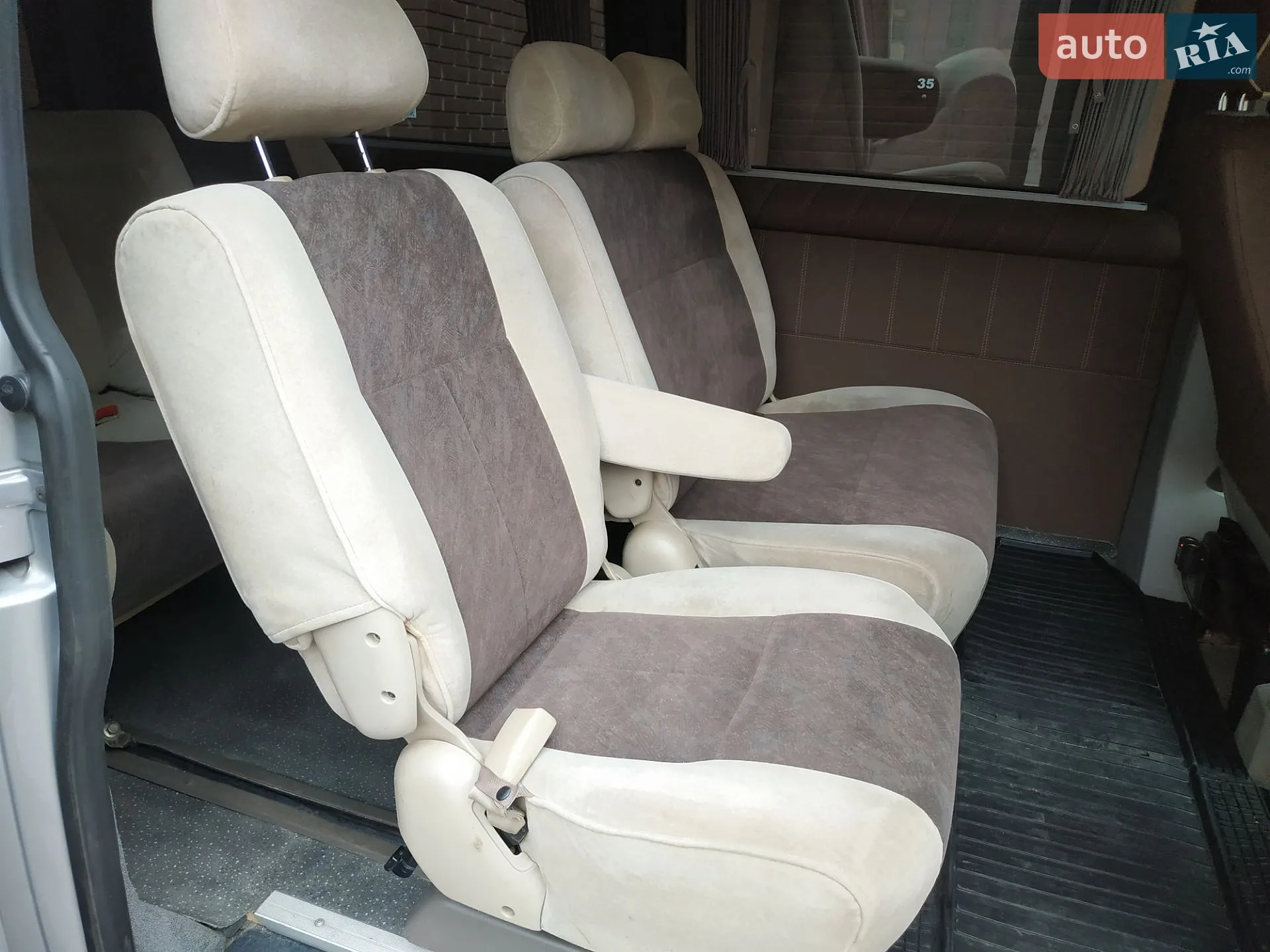2011 Volkswagen Transporter - мініатюра 24