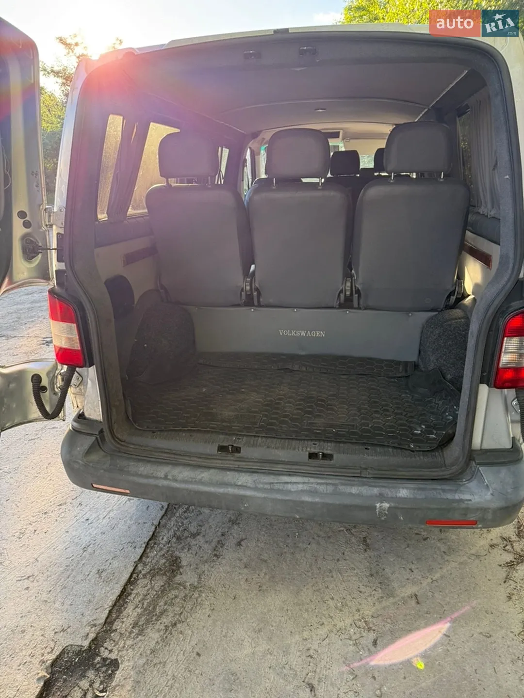 2010 Volkswagen Transporter - мініатюра 9