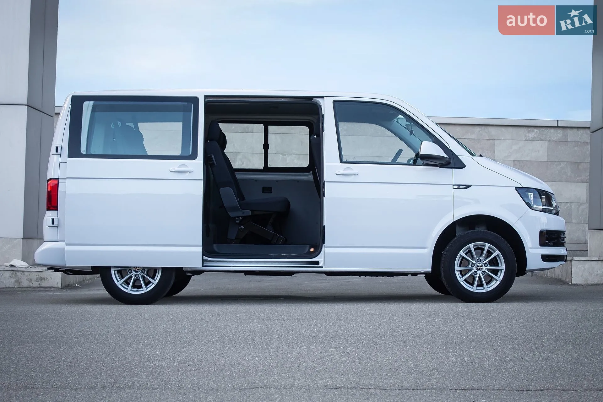 2019 Volkswagen Transporter - мініатюра 3