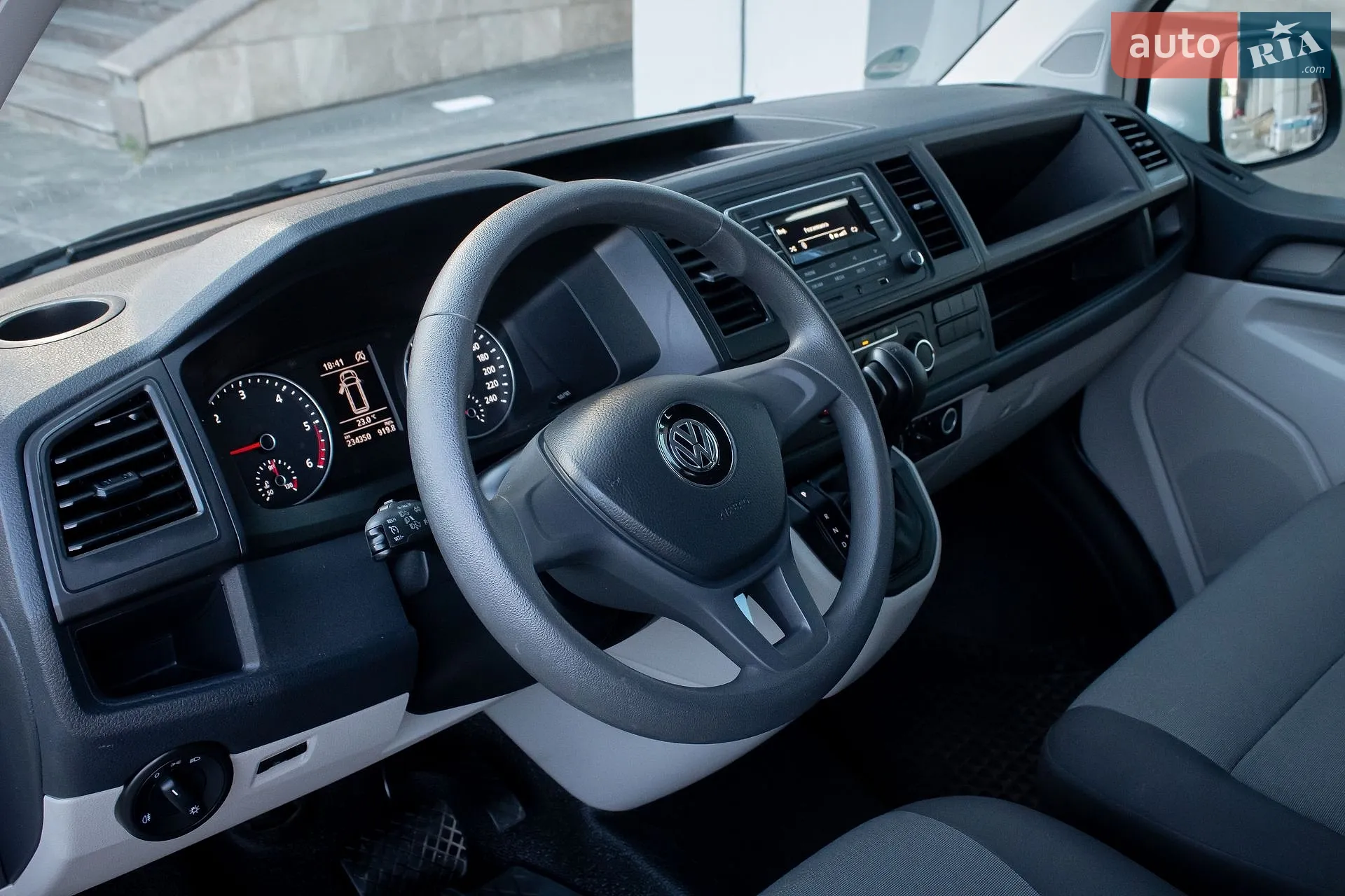 2019 Volkswagen Transporter - мініатюра 11