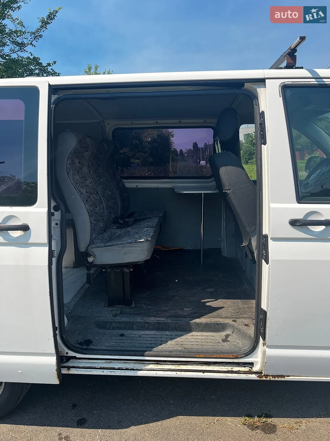 Volkswagen Transporter 2011 VIN WV1ZZZ7HZBH085533 фото оголошення 8 з 16