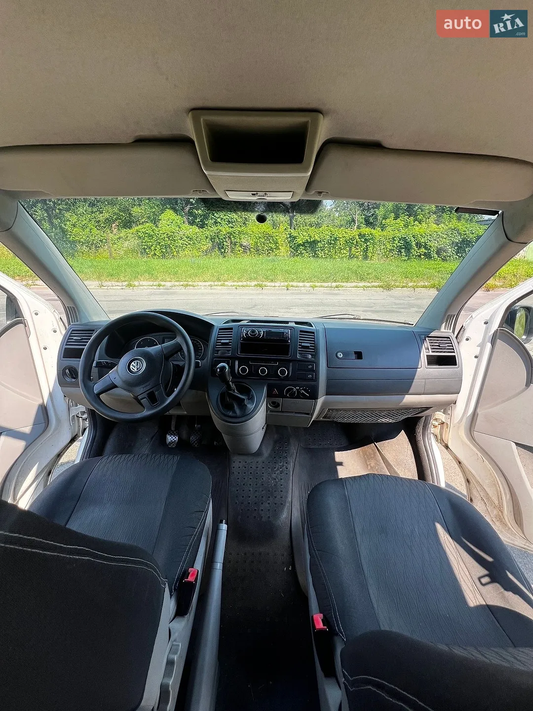 Volkswagen Transporter 2011 VIN WV1ZZZ7HZBH085533 фото оголошення 13 з 16