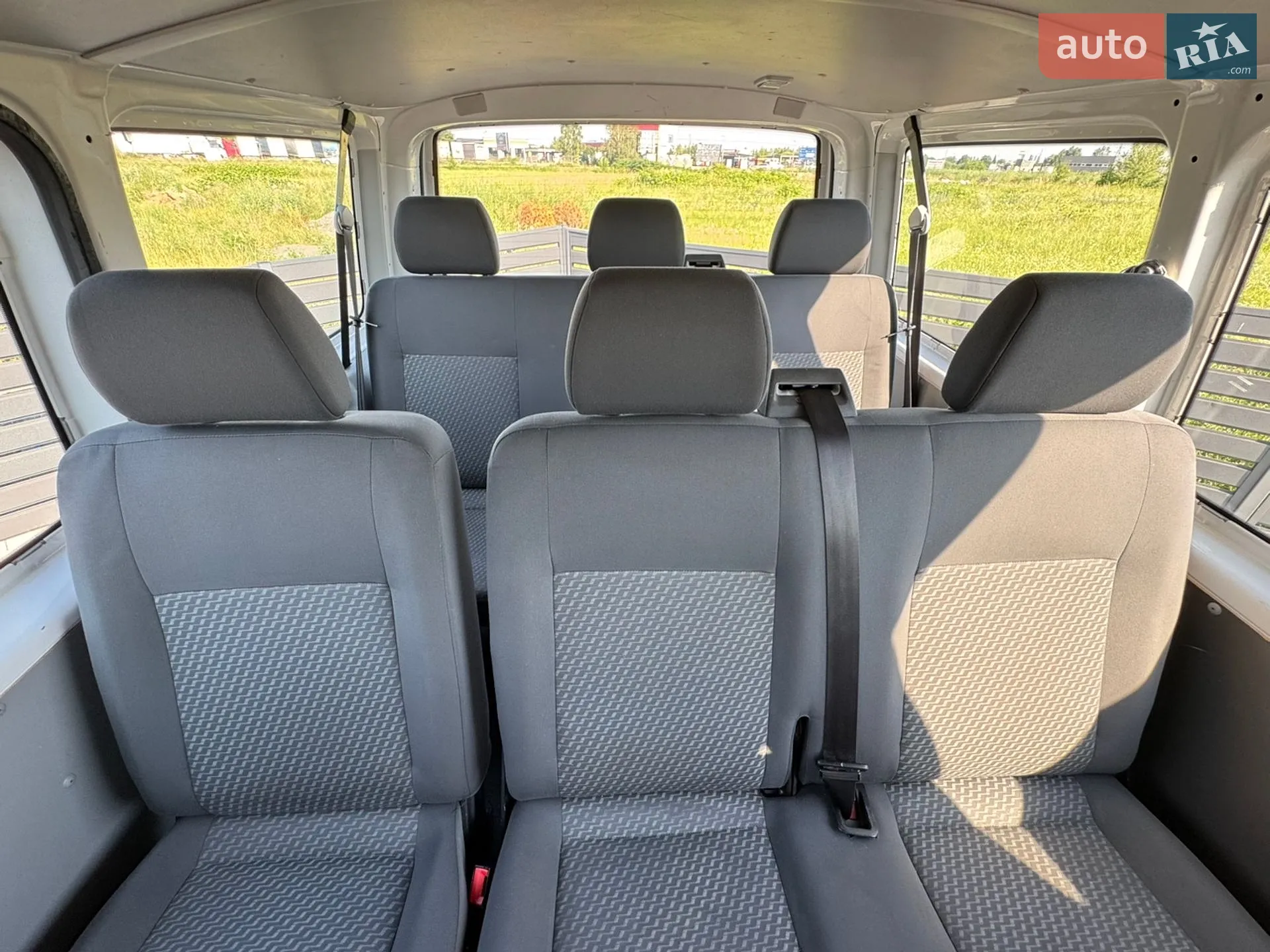 2012 Volkswagen Transporter - мініатюра 47
