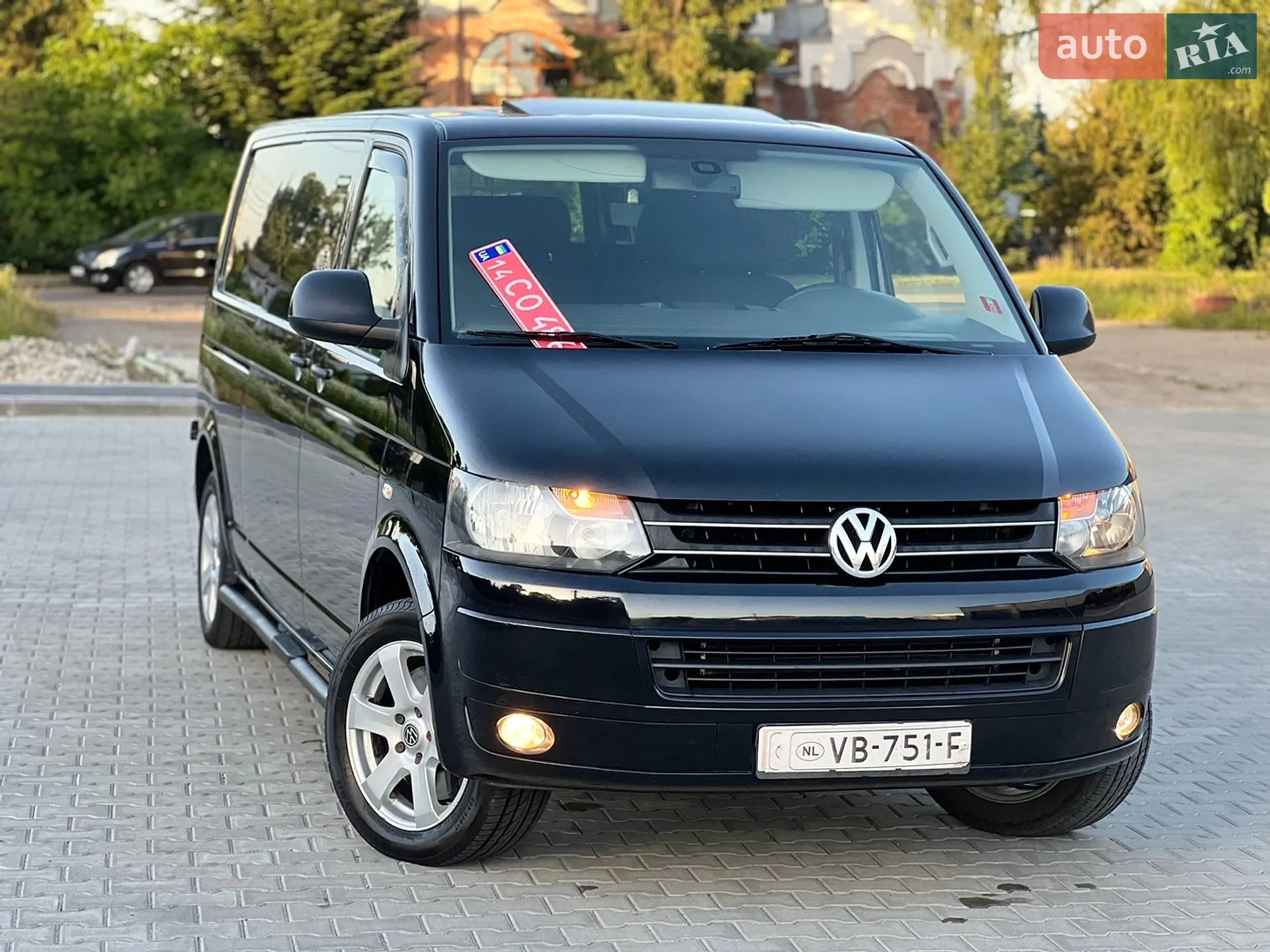 2011 Volkswagen Transporter - мініатюра 12