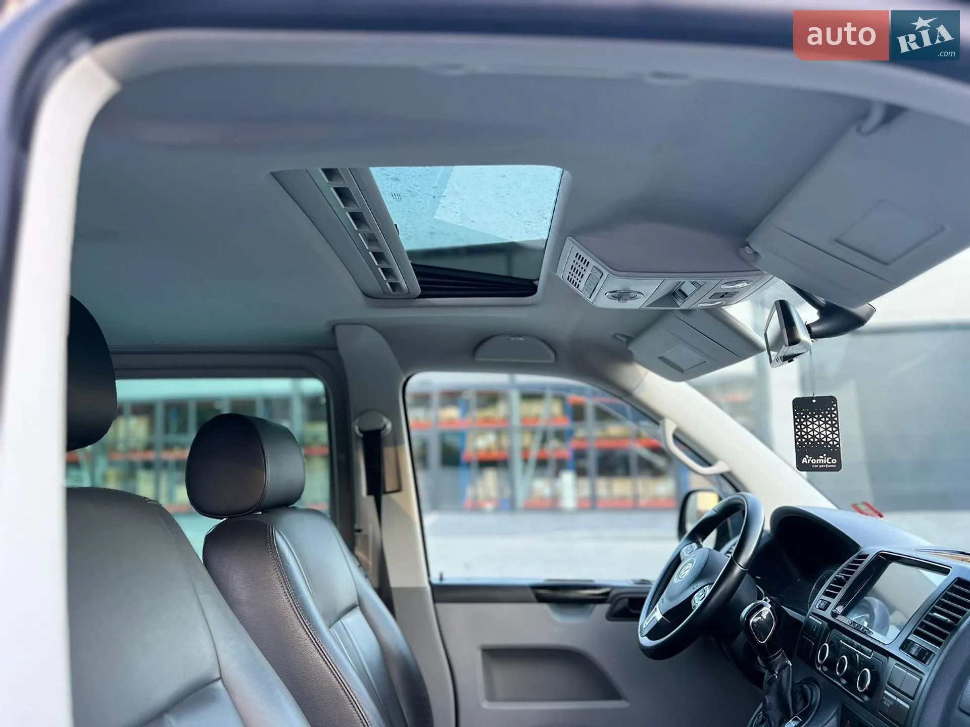 2011 Volkswagen Transporter - мініатюра 33
