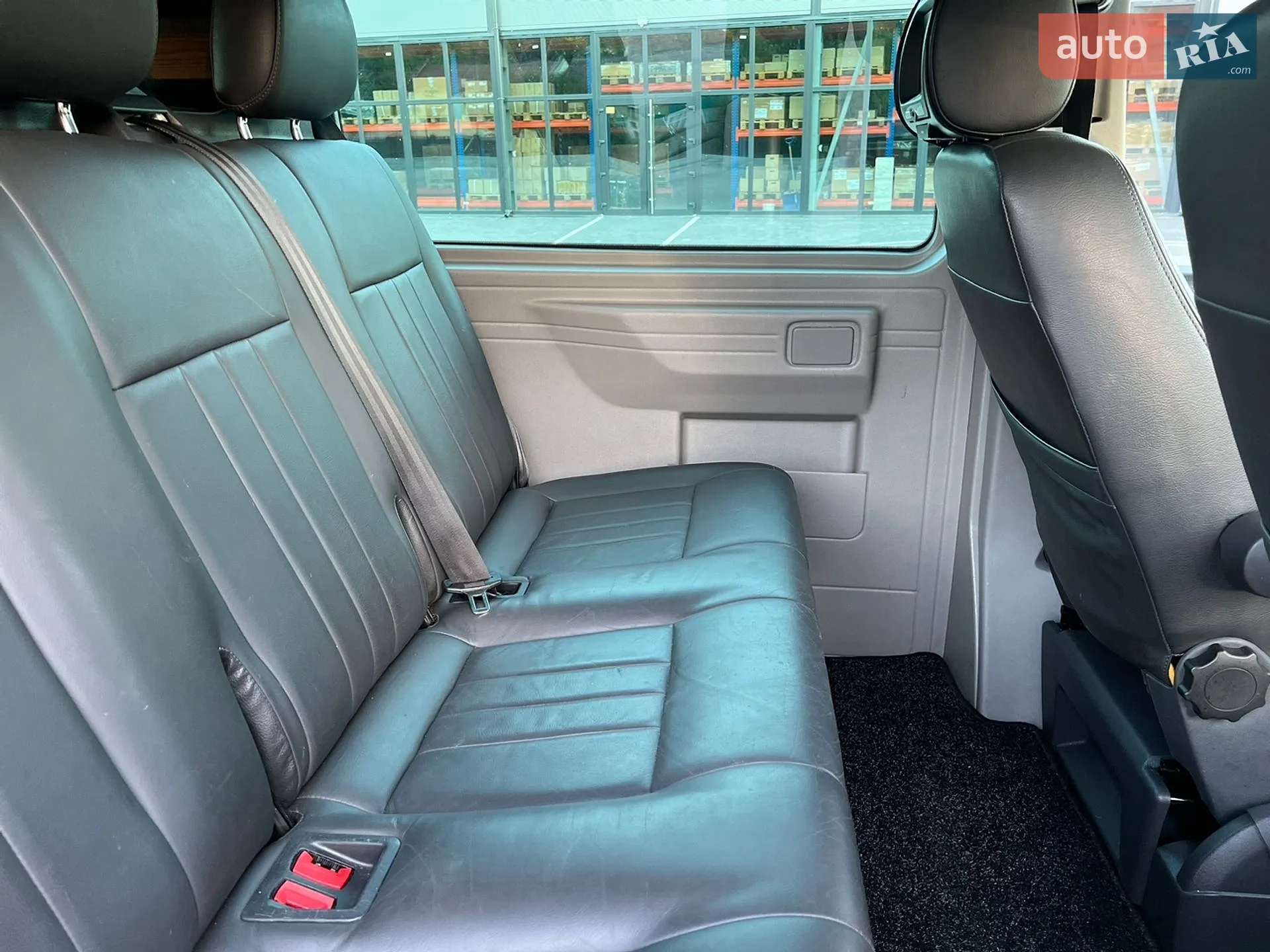 2011 Volkswagen Transporter - мініатюра 36