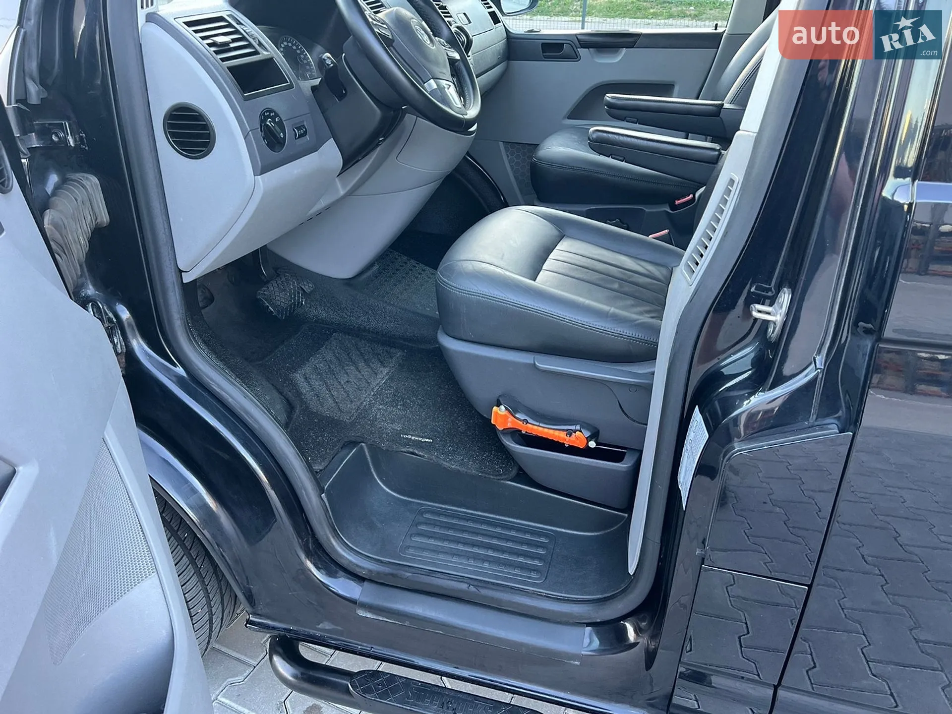 2011 Volkswagen Transporter - мініатюра 51