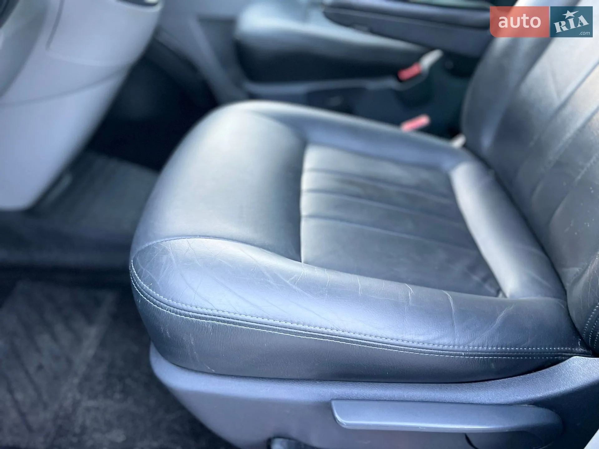 2011 Volkswagen Transporter - мініатюра 53