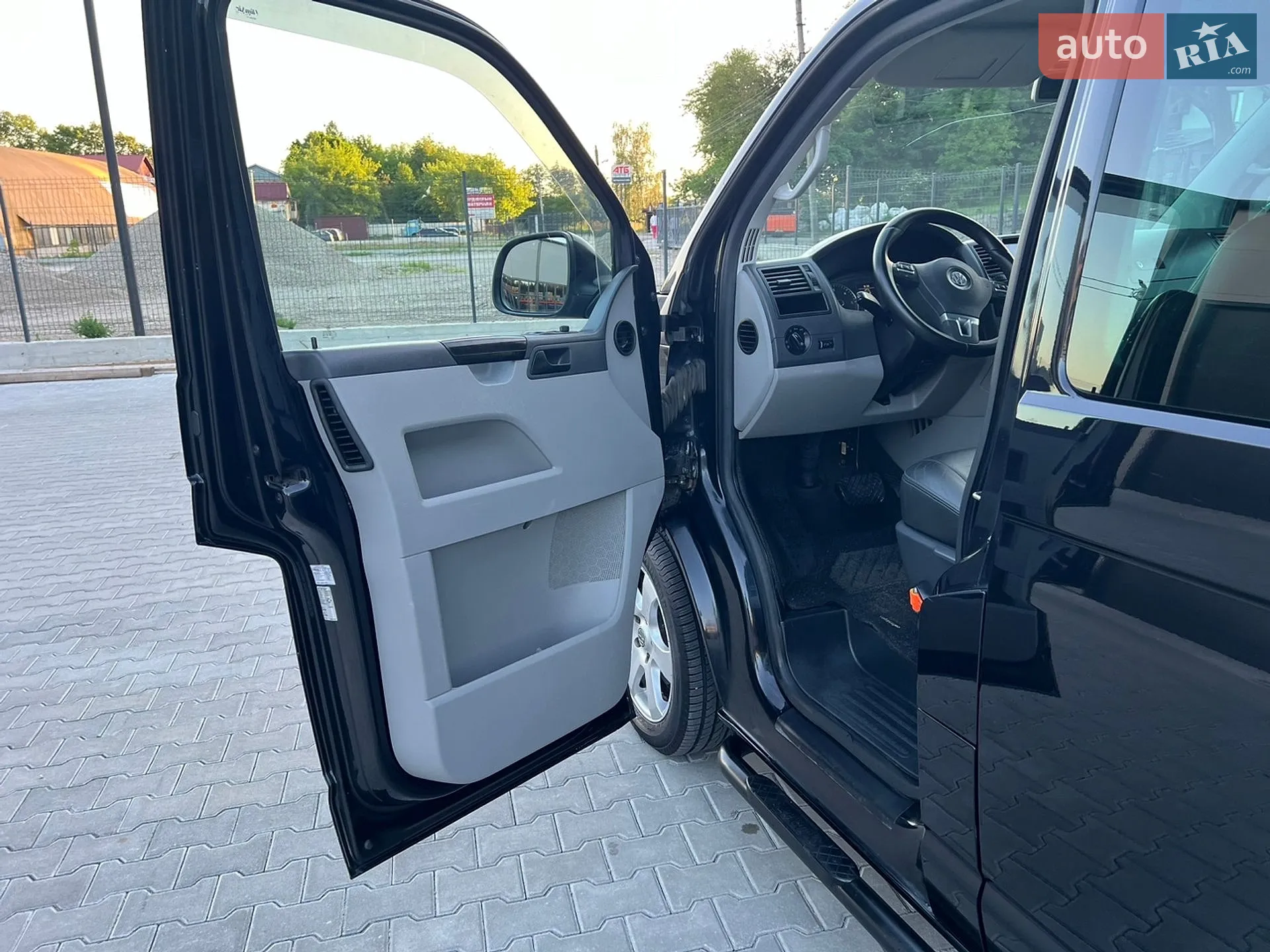 2011 Volkswagen Transporter - мініатюра 56
