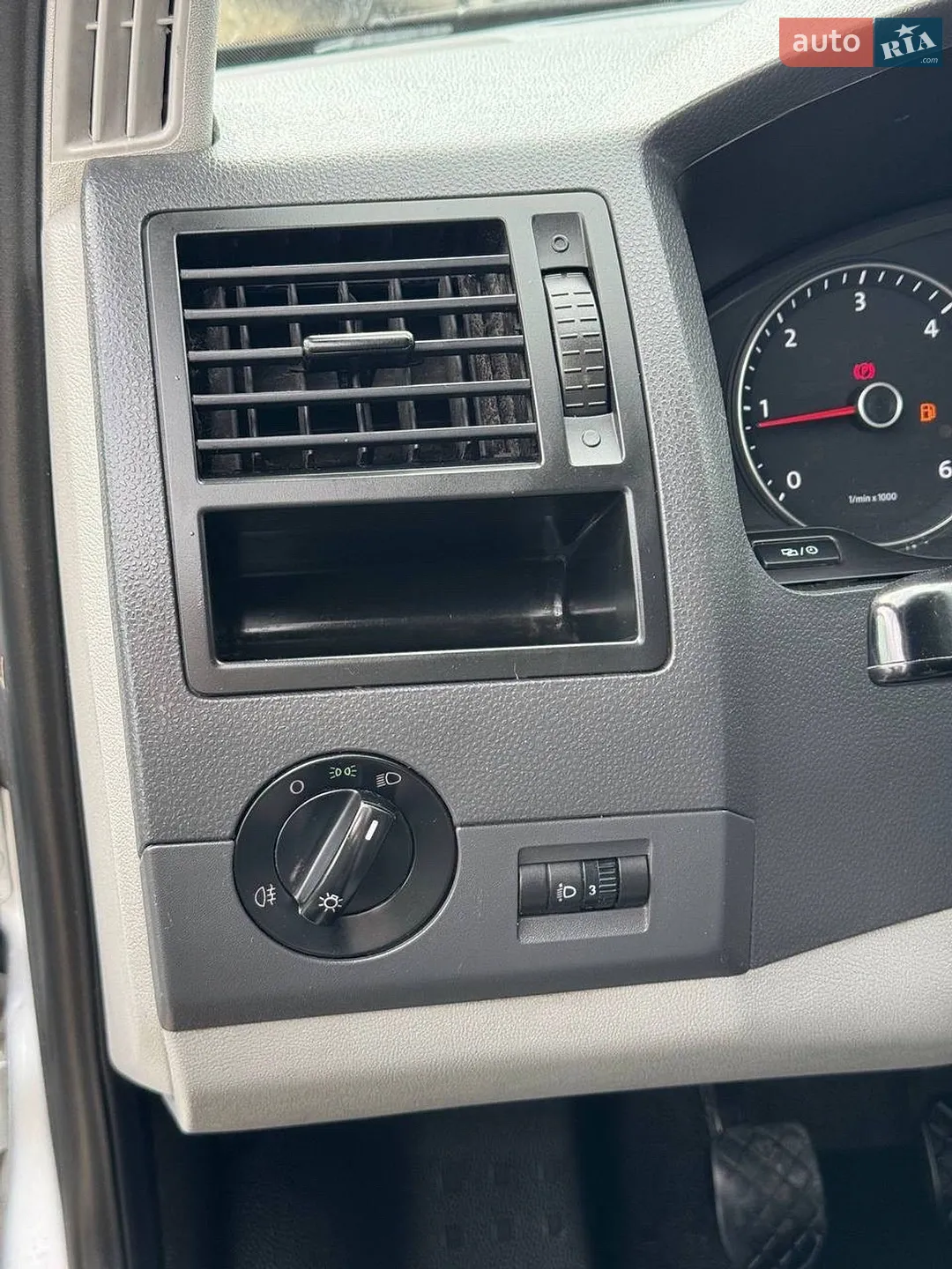 2015 Volkswagen Transporter - мініатюра 24
