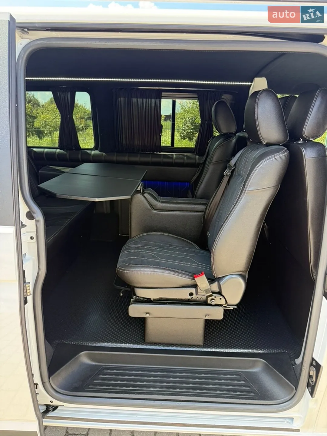 2022 Volkswagen Transporter - мініатюра 39