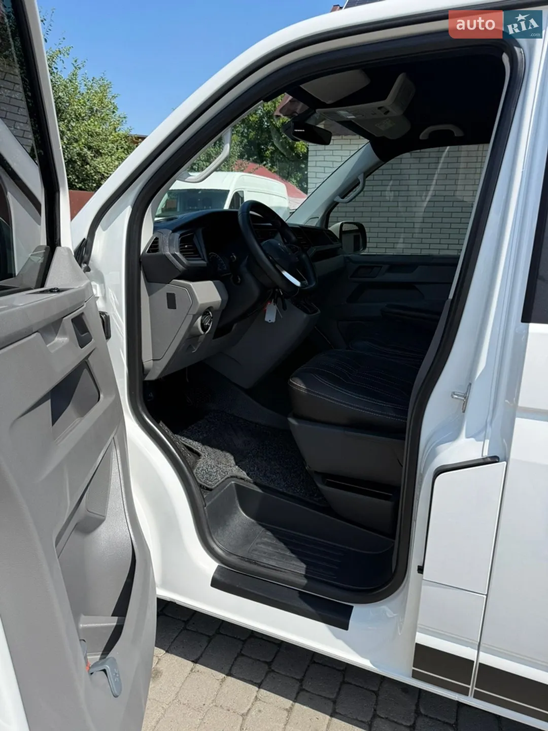 2022 Volkswagen Transporter - мініатюра 87