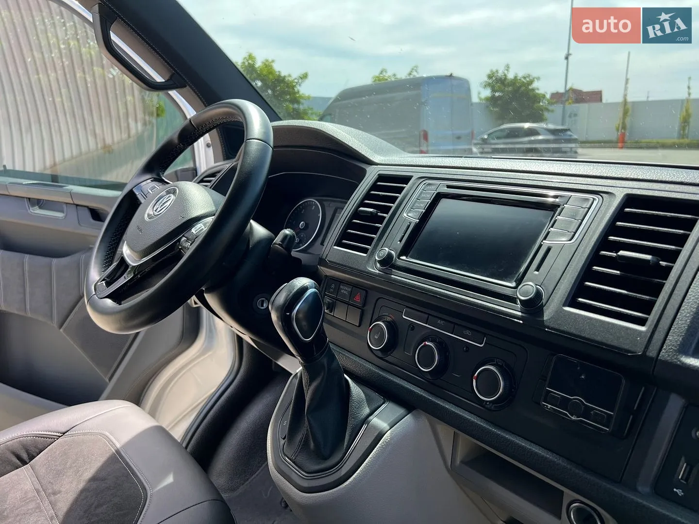 2019 Volkswagen Transporter - мініатюра 40