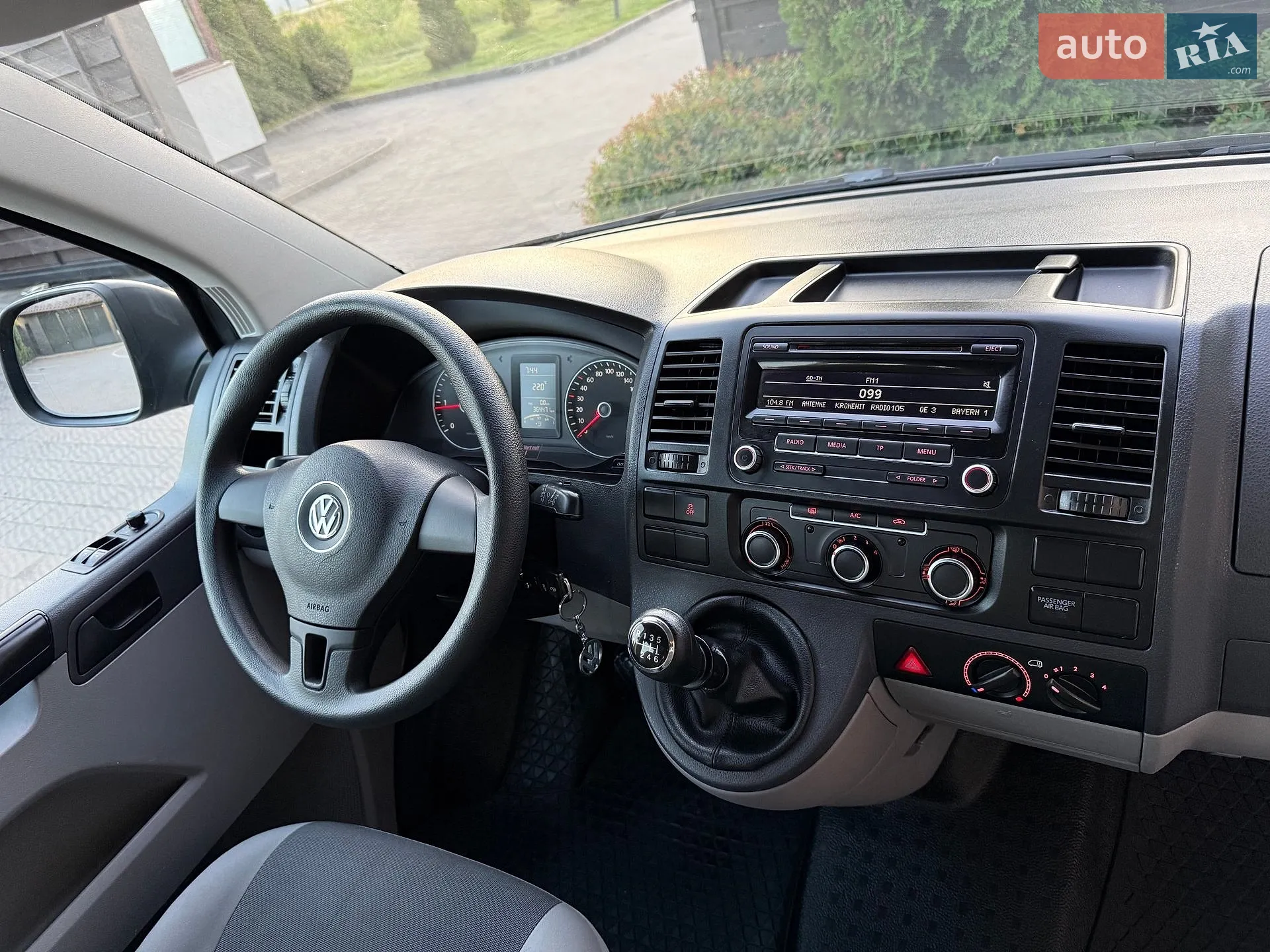 2015 Volkswagen Transporter - мініатюра 92