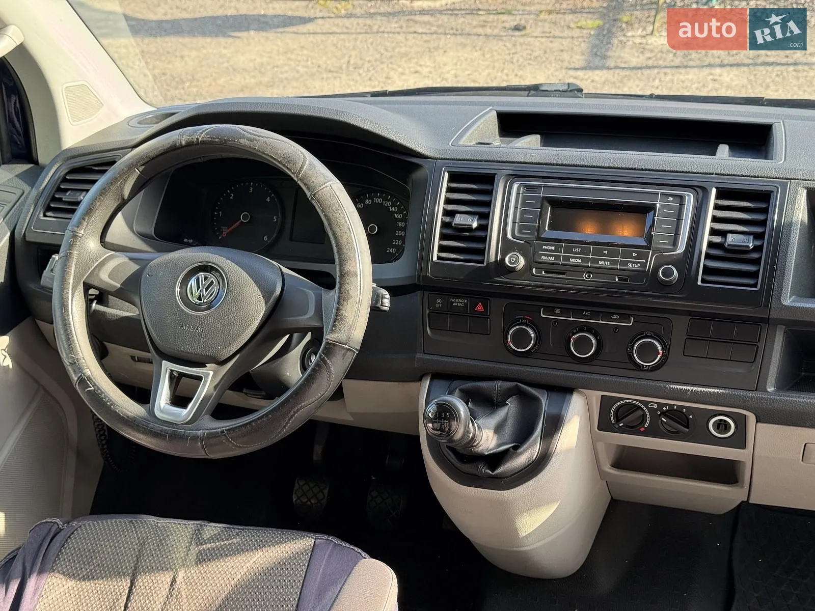 2017 Volkswagen Transporter - мініатюра 15