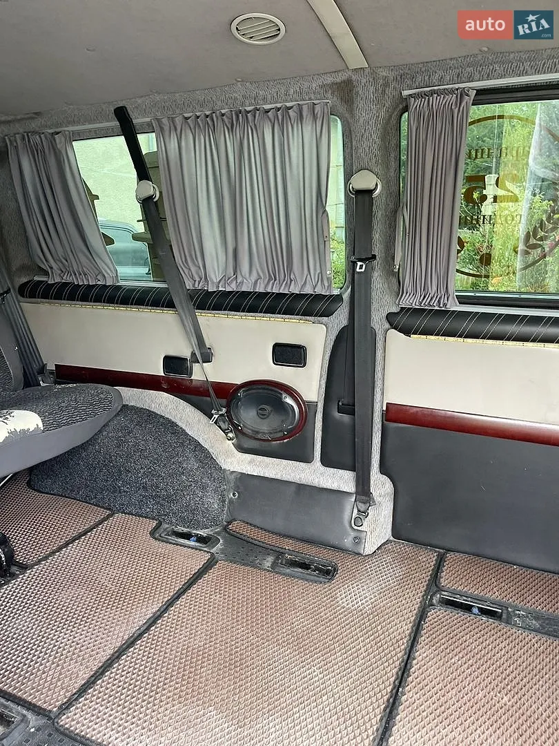 2011 Volkswagen Transporter - мініатюра 18