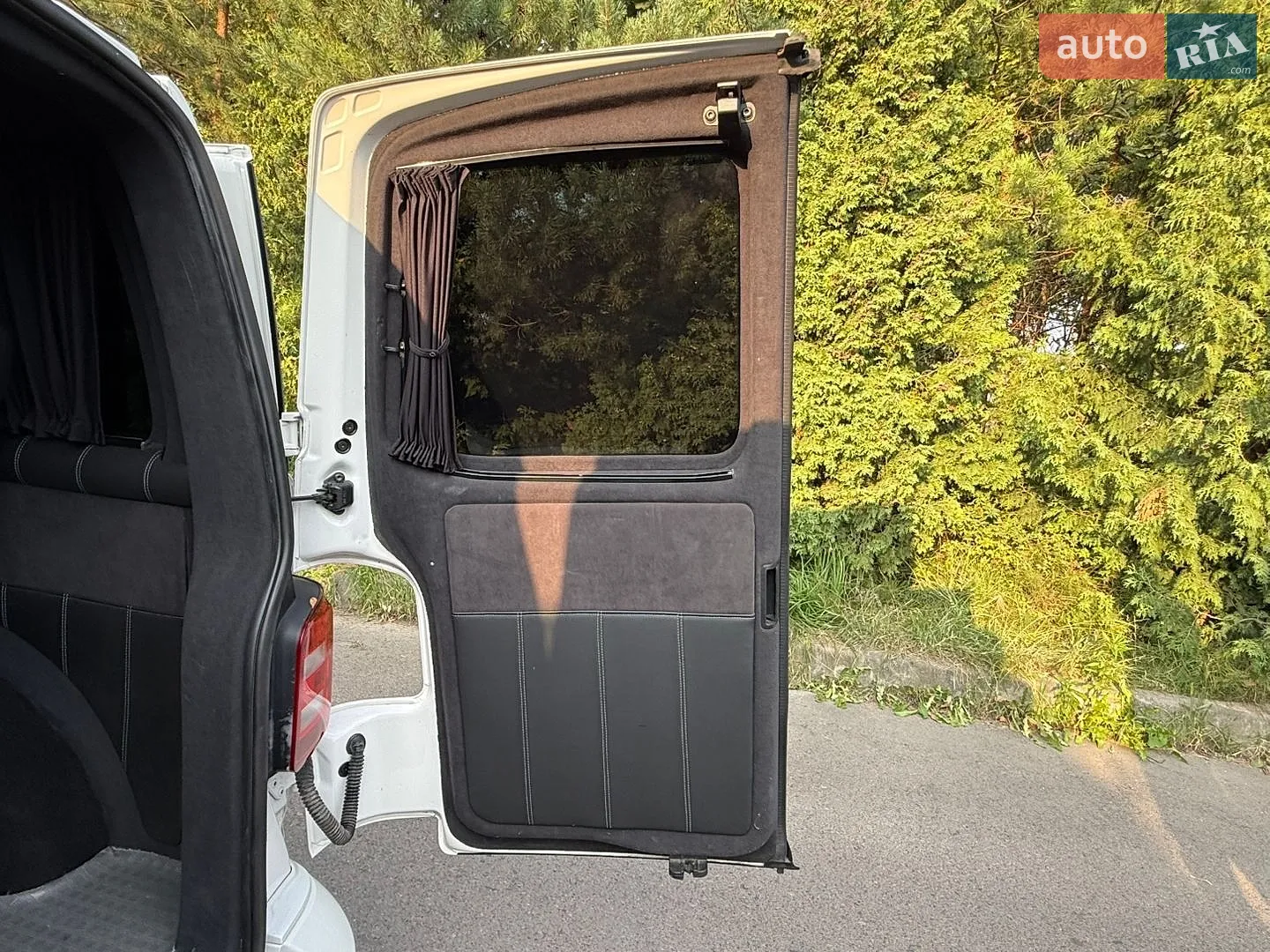2017 Volkswagen Transporter - мініатюра 46
