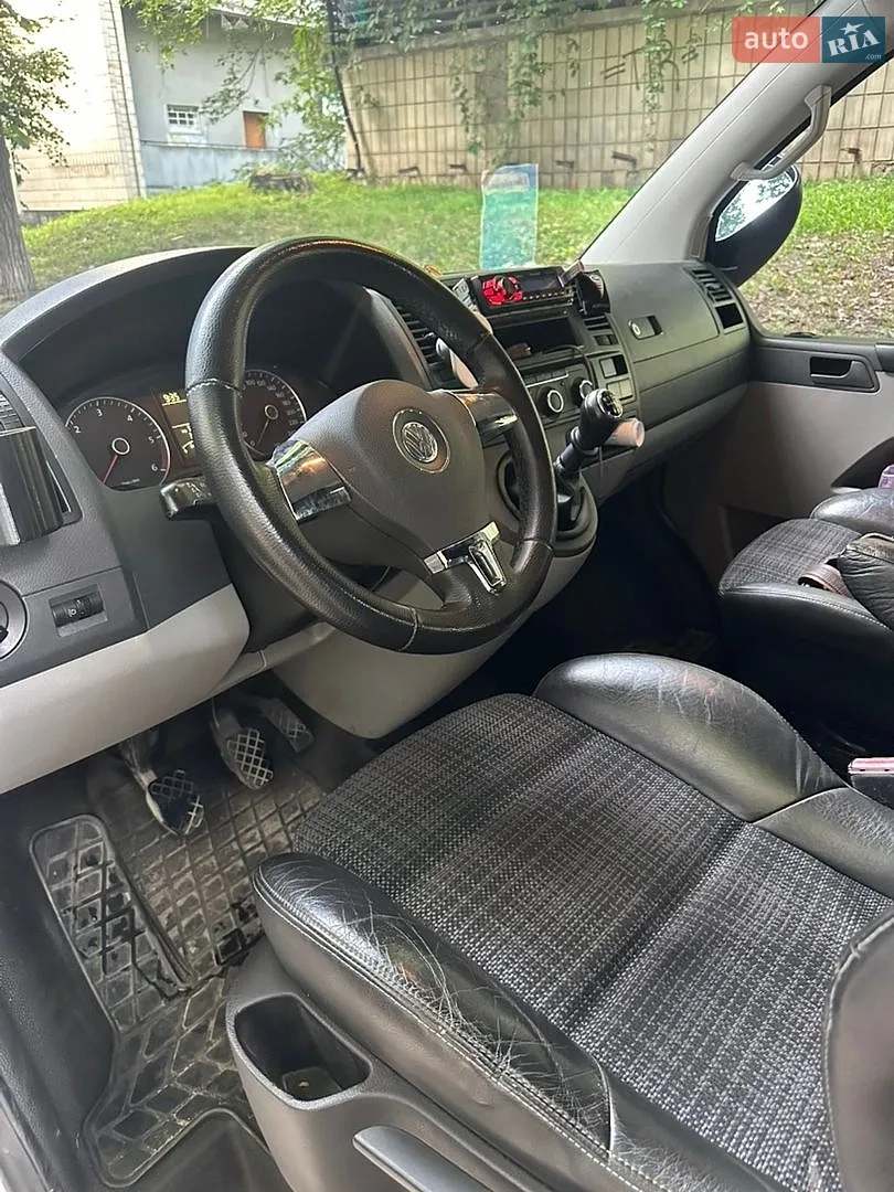 2011 Volkswagen Transporter - мініатюра 12