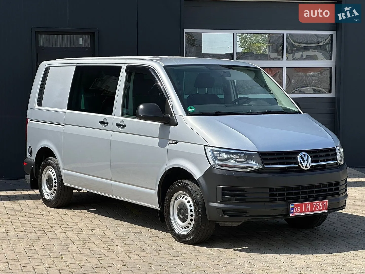 2020 Volkswagen Transporter - фото 1