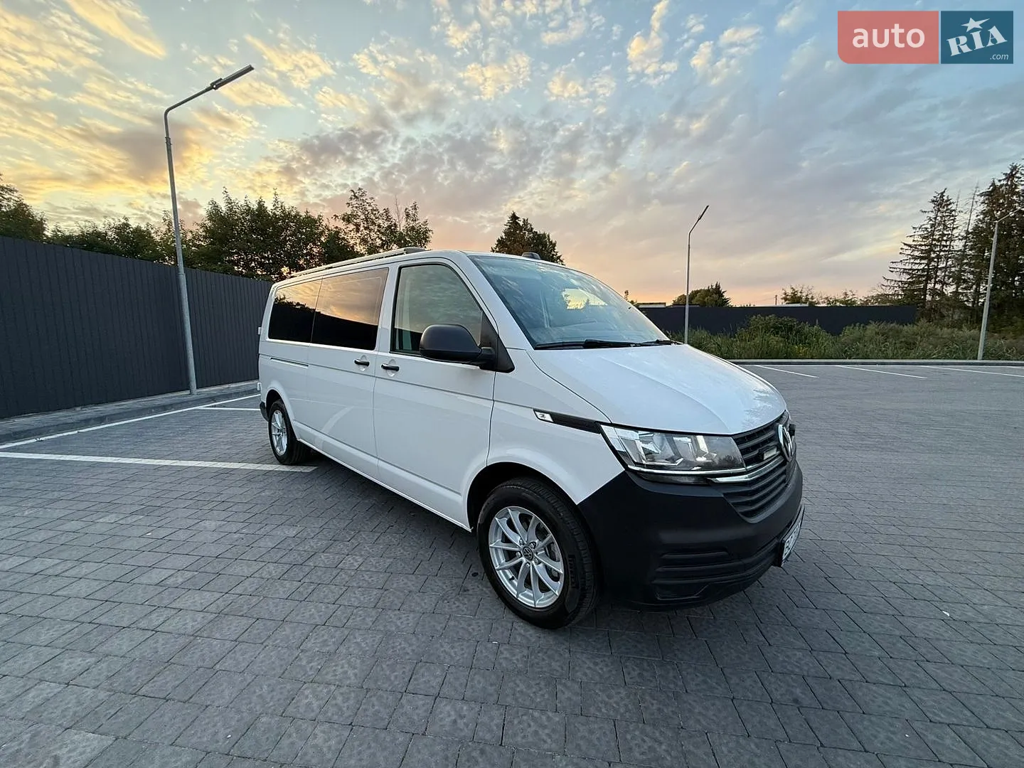2019 Volkswagen Transporter - мініатюра 4