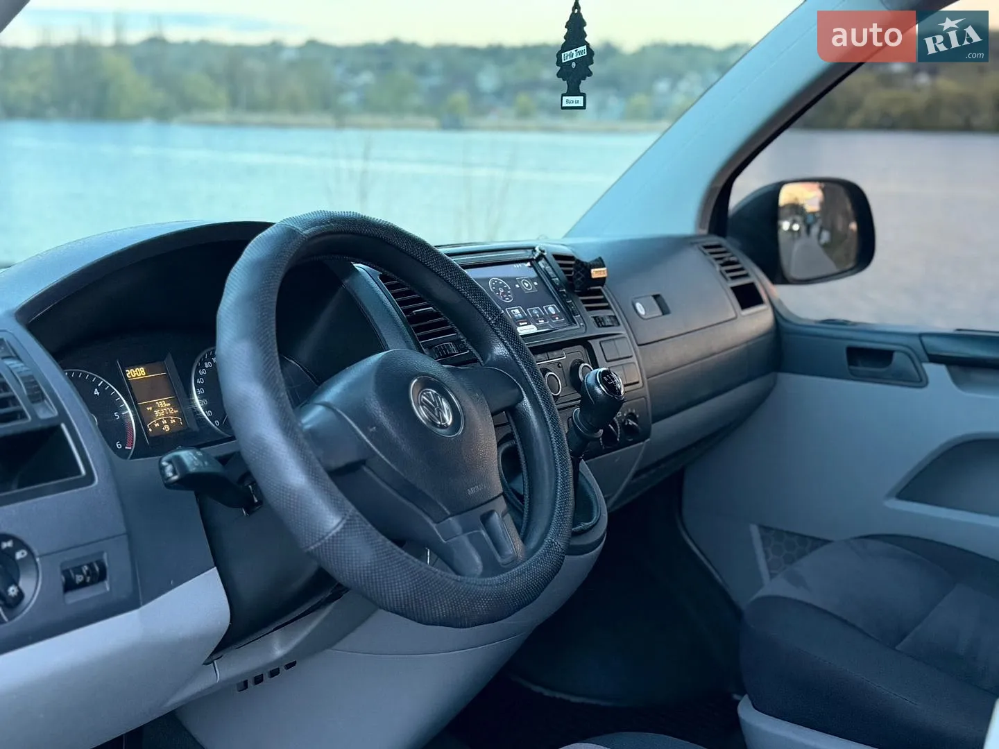 2010 Volkswagen Transporter - мініатюра 6