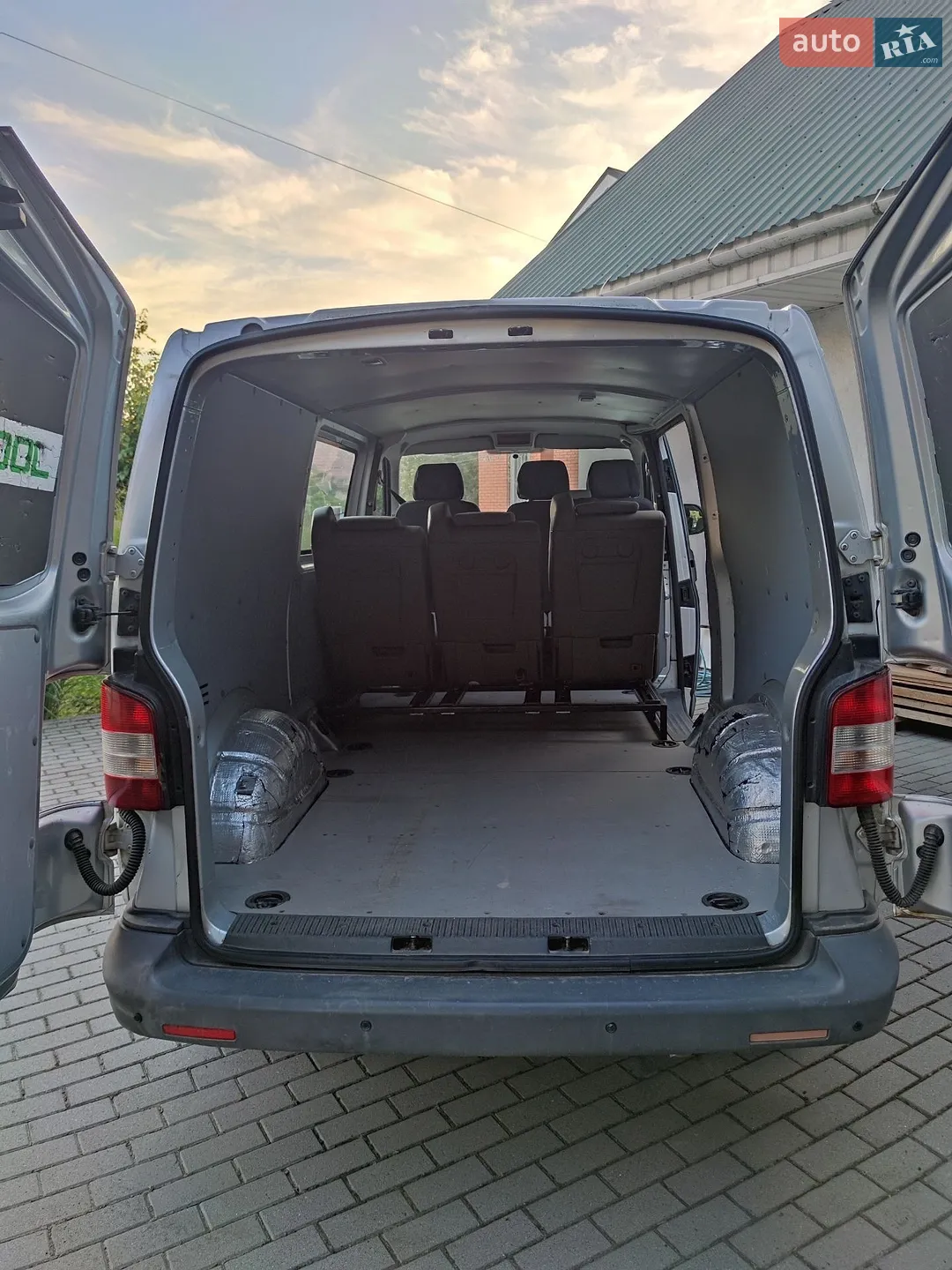 2010 Volkswagen Transporter - мініатюра 7