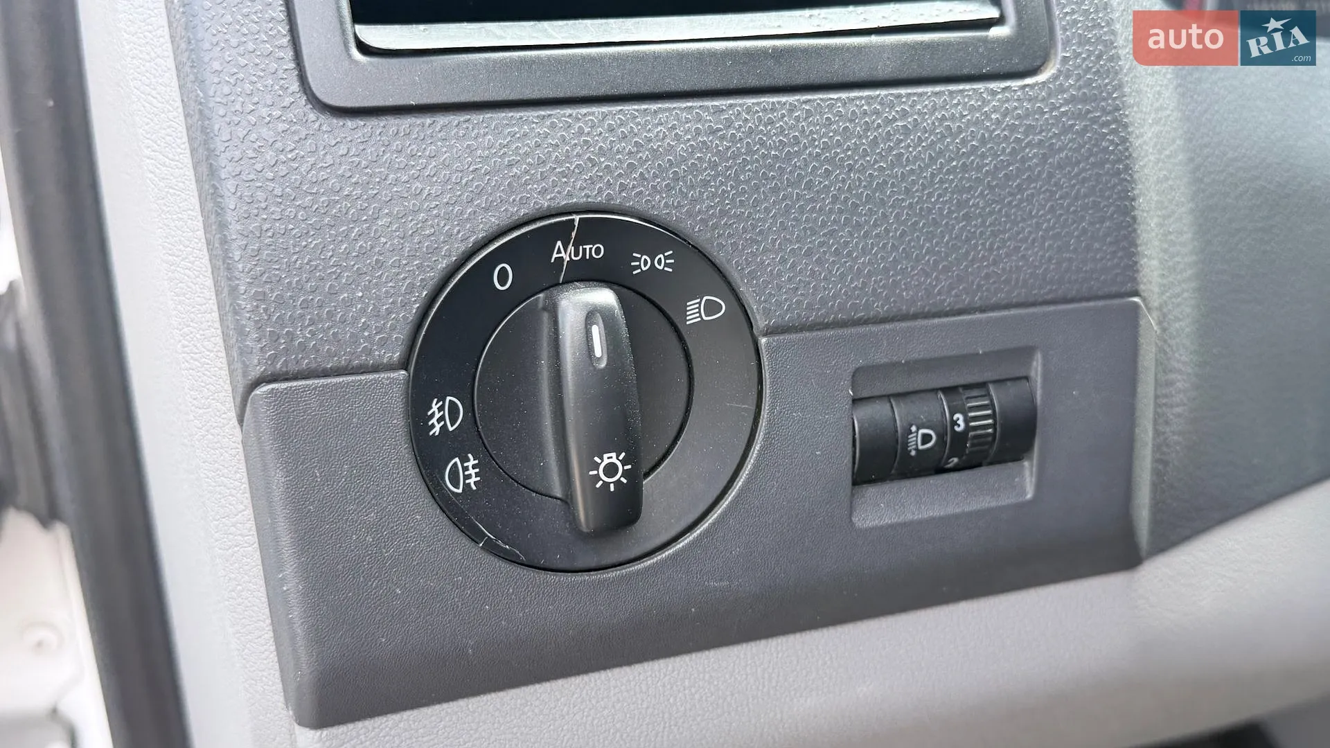 2015 Volkswagen Transporter - мініатюра 38