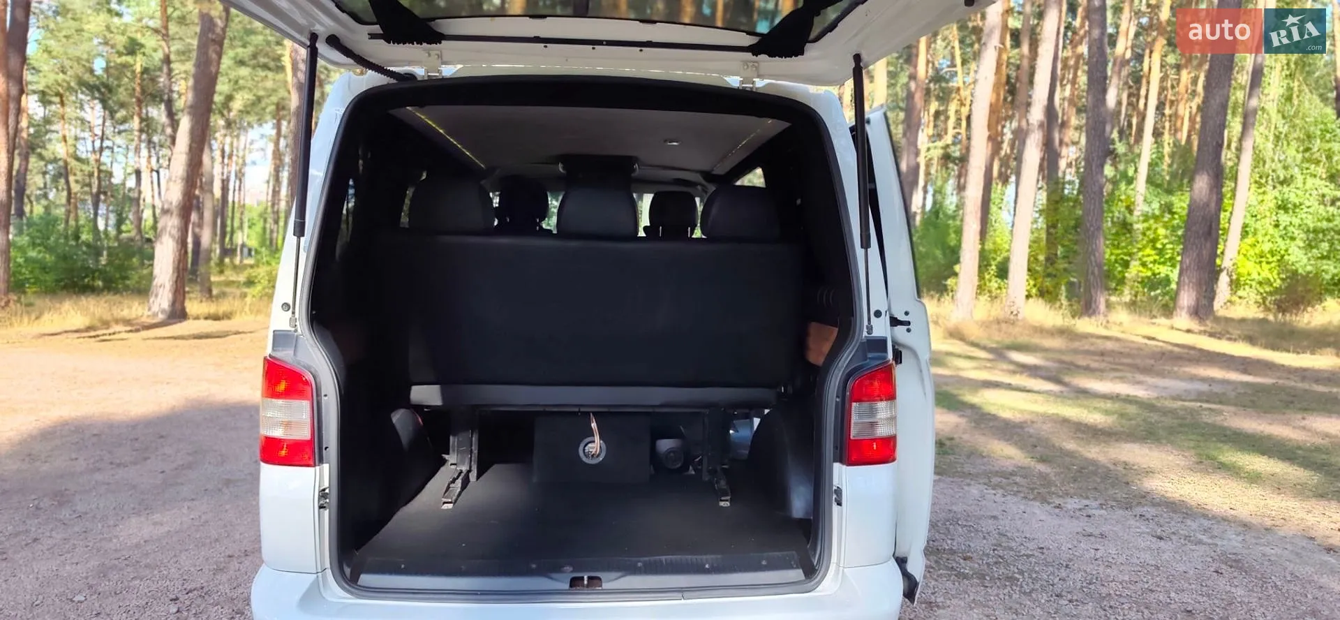 2011 Volkswagen Transporter - мініатюра 33