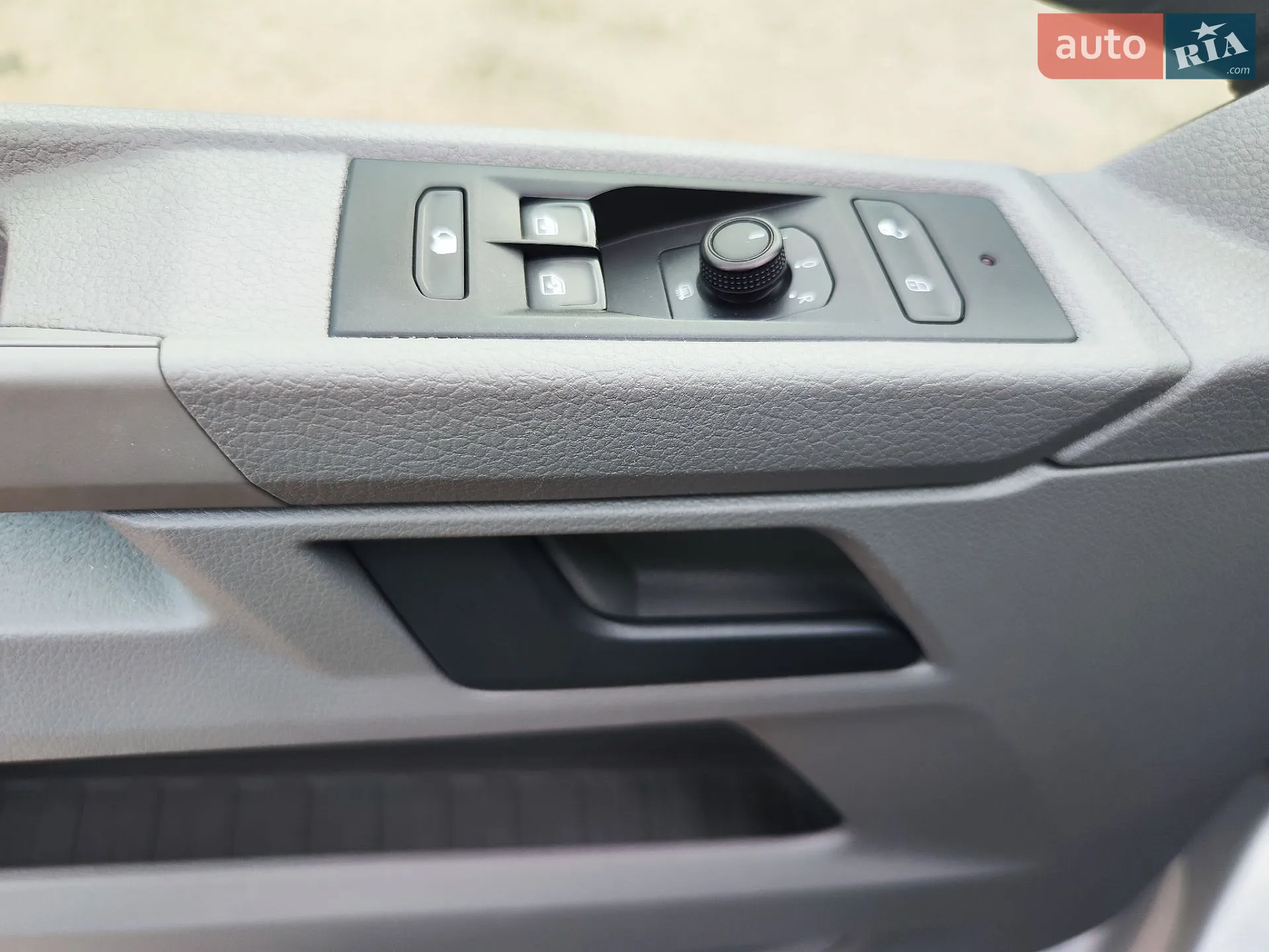 2021 Volkswagen Transporter - мініатюра 22