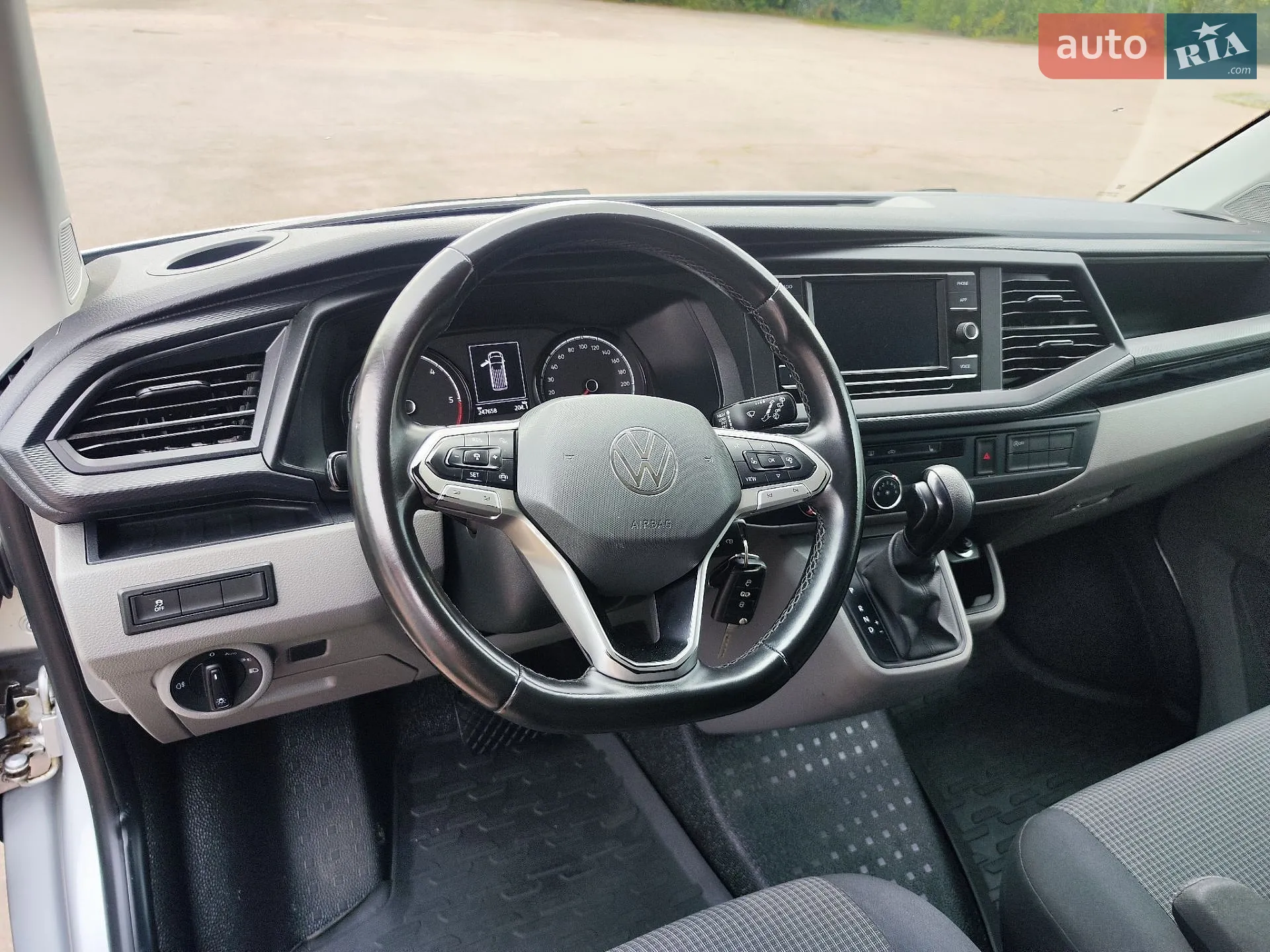 2021 Volkswagen Transporter - мініатюра 21