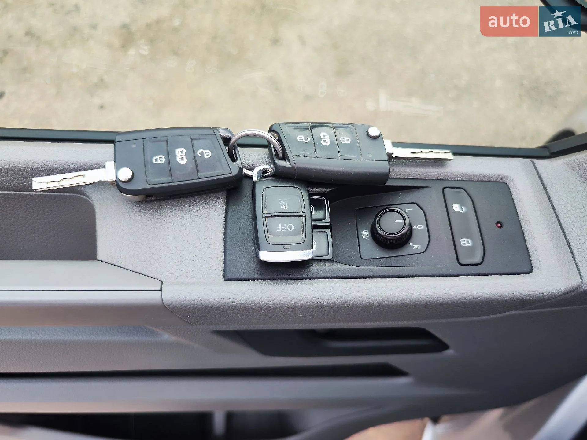 2021 Volkswagen Transporter - мініатюра 30