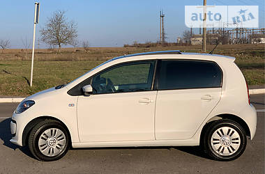 Седан Volkswagen Up 2013 в Ровно