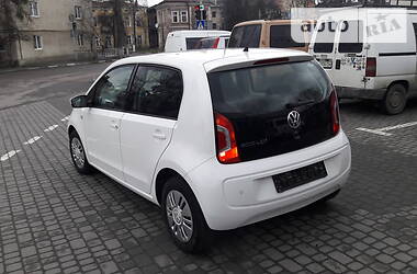 Хетчбек Volkswagen Up 2016 в 