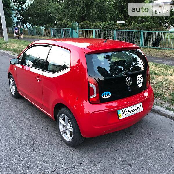 Хетчбек Volkswagen Up 2012 в Києві