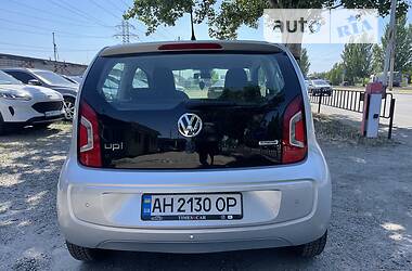 Хэтчбек Volkswagen Up 2016 в Днепре