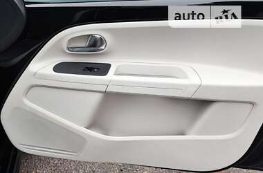 Хэтчбек Volkswagen Up 2014 в 
