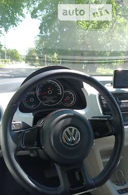 Хэтчбек Volkswagen Up 2013 в Запорожье