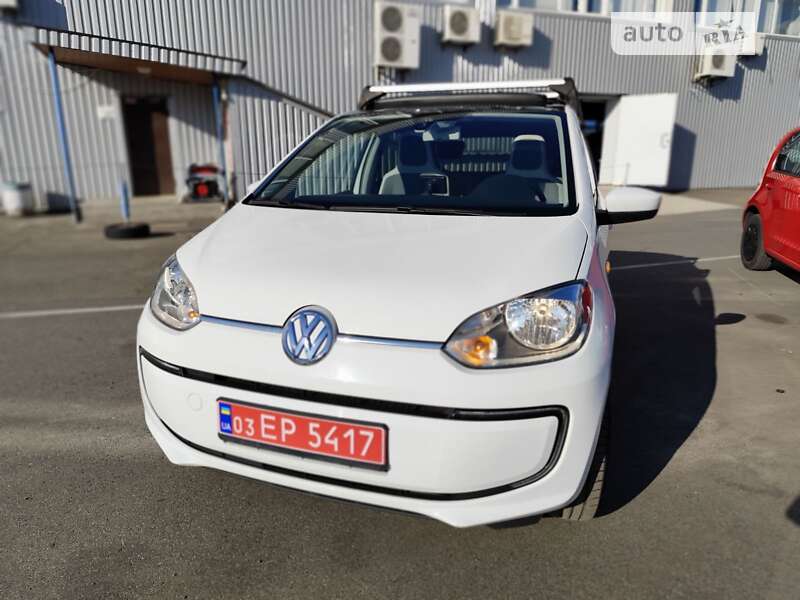 Хэтчбек Volkswagen Up 2014 в Киеве фото 4 Хэтчбек Volkswagen Up 2014 в Киеве