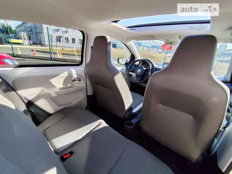 Хэтчбек Volkswagen Up 2014 в Киеве фото 23 Хэтчбек Volkswagen Up 2014 в Киеве