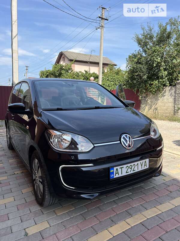 Volkswagen Up 2013