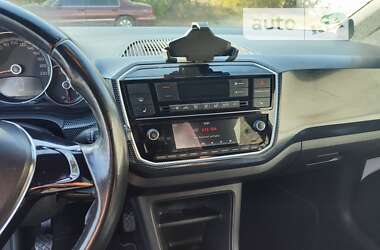 Хетчбек Volkswagen Up 2016 в 