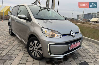 Хетчбек Volkswagen Up 2017 в Львові