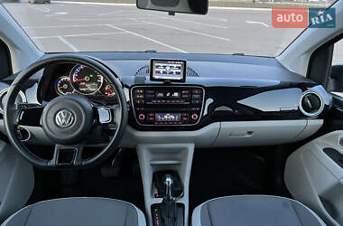 Хэтчбек Volkswagen Up 2014 в Житомире