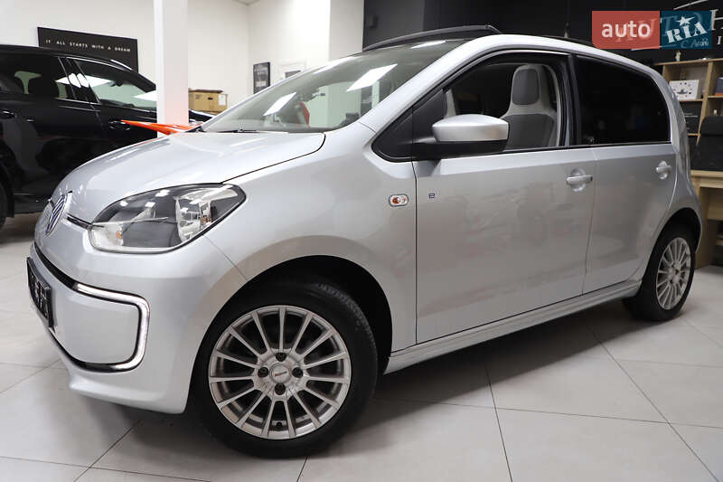 Хэтчбек Volkswagen Up 2014 в Дрогобыче