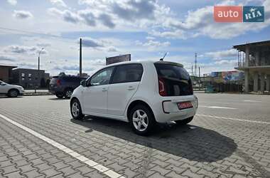Хэтчбек Volkswagen Up 2015 в 