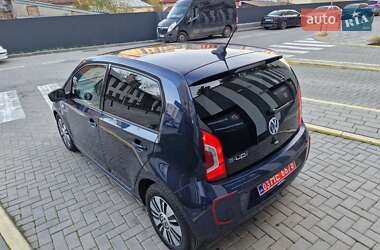 Хэтчбек Volkswagen Up 2014 в 