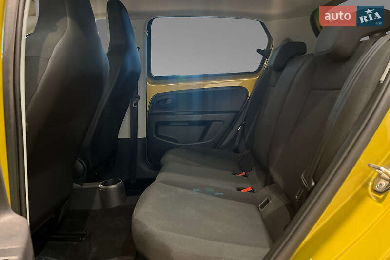 Хэтчбек Volkswagen Up 2020 в Киеве