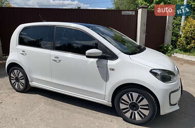 Хетчбек Volkswagen Up 2014 в 